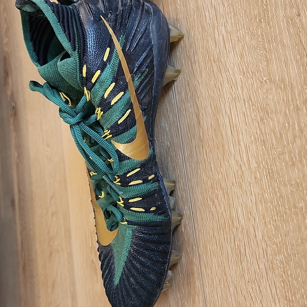 Nike football Cleats, size 10, alpha menace - Picture 5 of 8